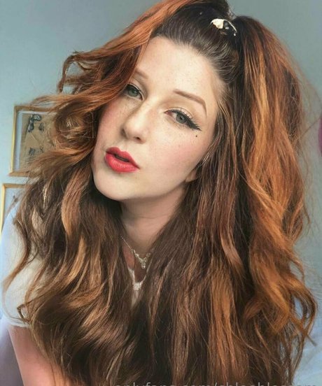 chloeblossom erotische pornographische bilder