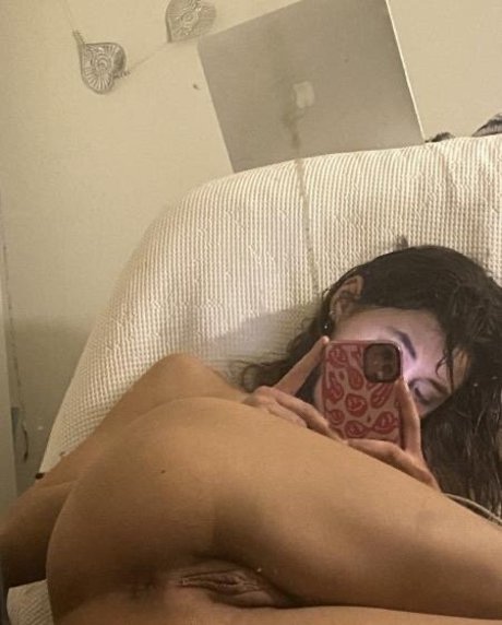 Lucia Colosimo hübsche pornografische foto