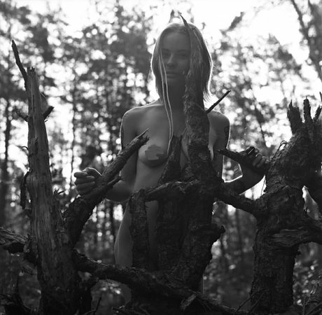 Eva Mariya freie erwachsene archiv