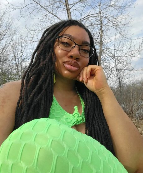 Locked Honey Princess xxx pornografische bild