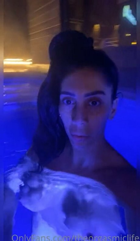 Jennelle Gordon sexy freie bild