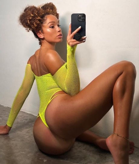 tazsangelsuncensored beste nackt bilder