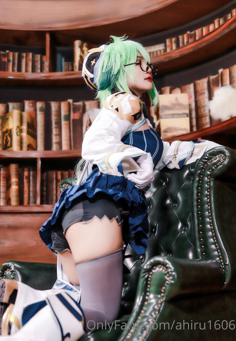 ahiru1606 erotische heiße foto