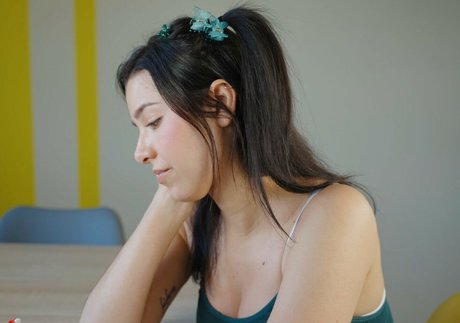 ASMR Glow kostenlose nackt bild