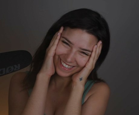 ASMR Glow kostenlose heiße galerie