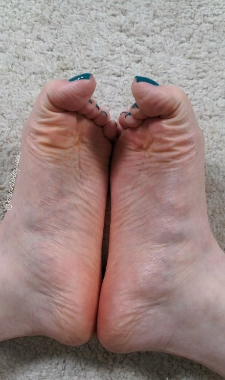 dicke asiatische onlyfans top nackt bild