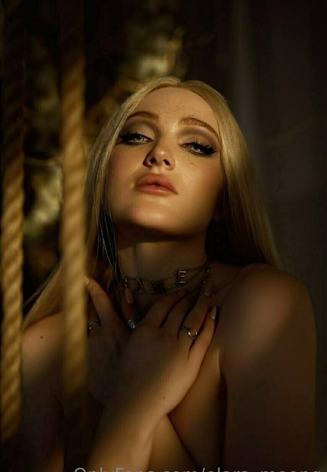 weibliche zwerg-onlyfans kunst exklusive bild