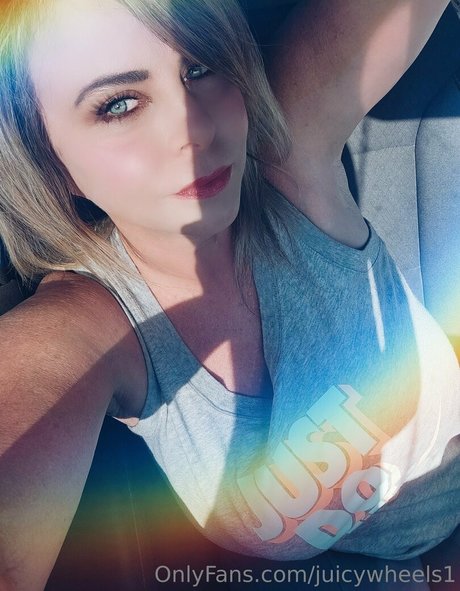 juicywheels1 perfekte heiße bild