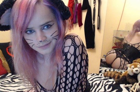 allythecat schauspielerin sex fotos