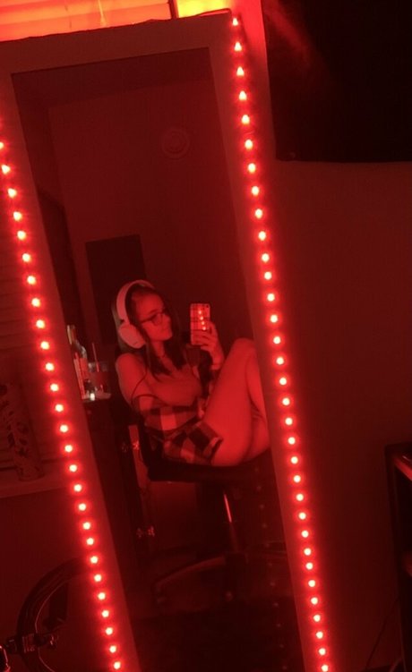 lesben strapon onlyfans kunst kostenlose galerien