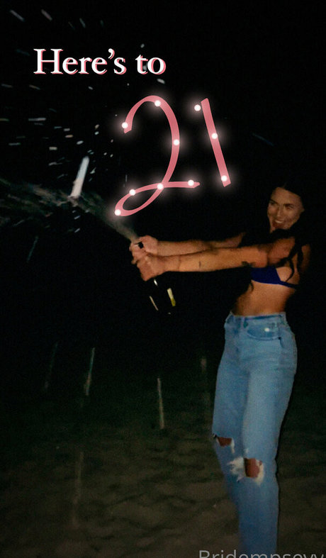 brialora akt pornostar galerie