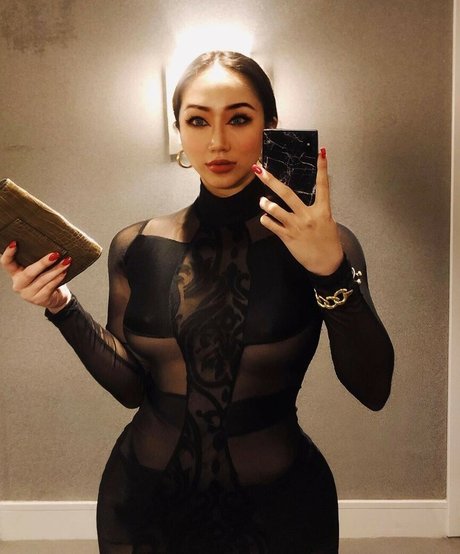 asiatische tattoos nur fans exklusive nacktheit bild