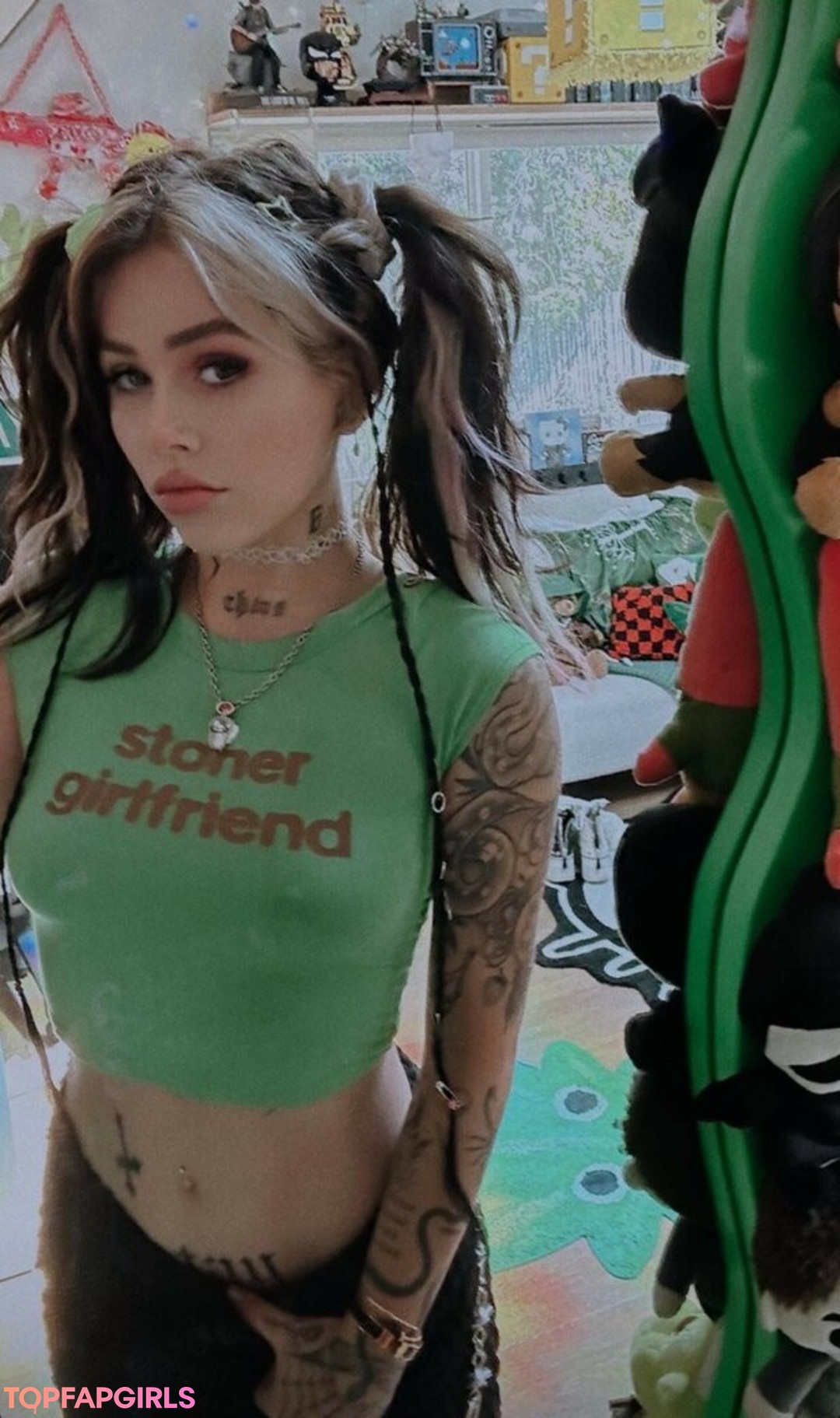 riesige natürliche titten onlyfans schöne freie bilder