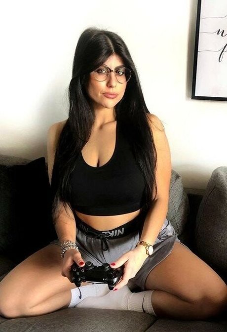 Valentina De Nucci hd nackten galerien