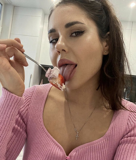 Lorilora_ schöne pornografische bilder