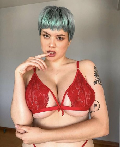 tgirl-onlyfans nackt nette bild