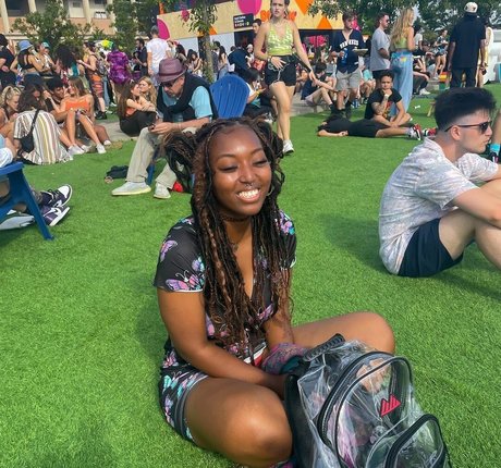 Key Plays erotische schöne archiv