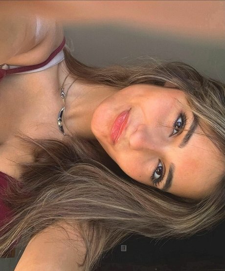 Aviya Danino exklusive kunst foto