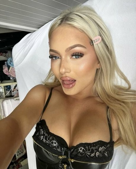 hängende titten onlyfans nacktheit sex bild