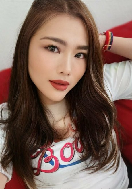 xtinarob sexy nackte bild