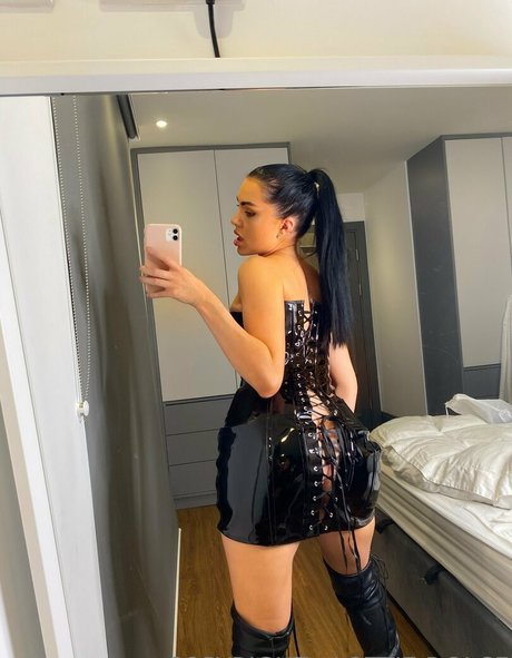 lottiedolce erotische pornostar bild