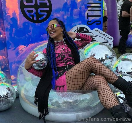 be rave schauspielerin top galerie