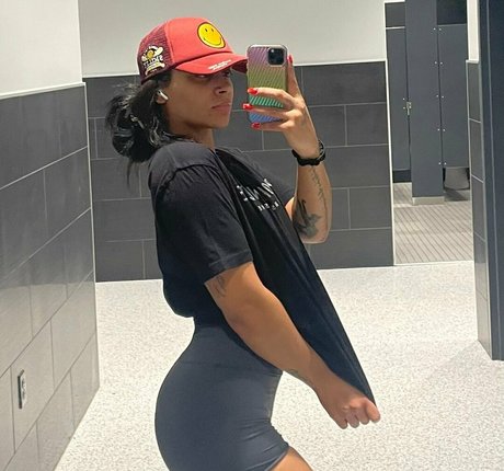 be rave porno nackt foto