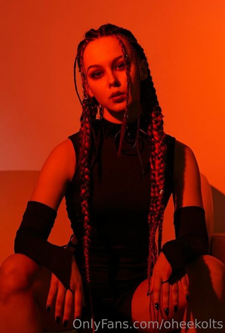 dünne asiatische teenager-onlyfans porno xxx foto