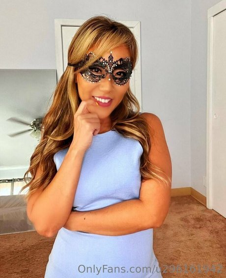 naughtydiamond11 perfekte nackt galerie