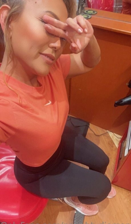 naughtydiamond11 xxx kunst archiv