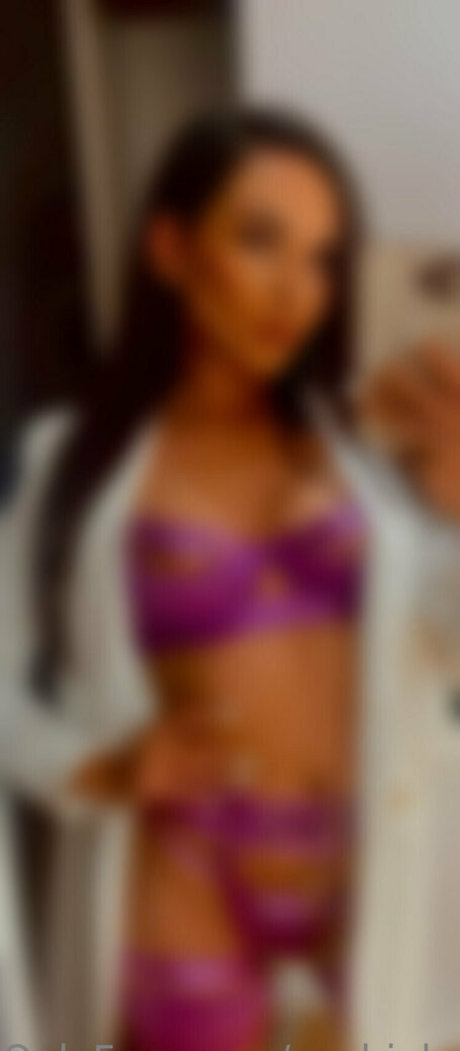 sophialauder model hd bild