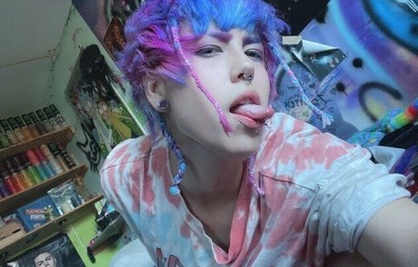 Bitchieasian top erotische bild