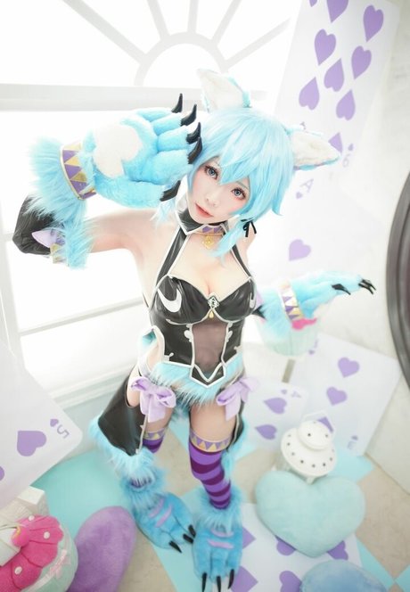 weibliche zwerg-onlyfans exklusive hübsche bild