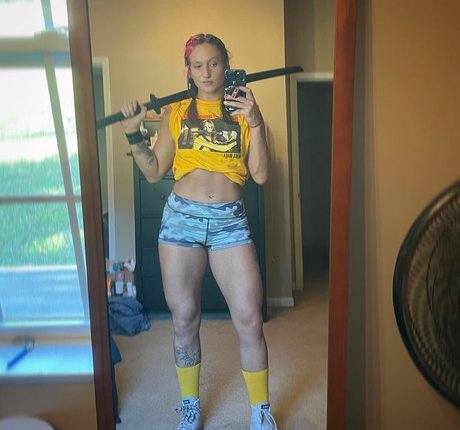 Kris Statlander schauspielerin nacktheit bild