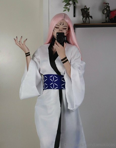 Tanukii Chan freie nackten fotos