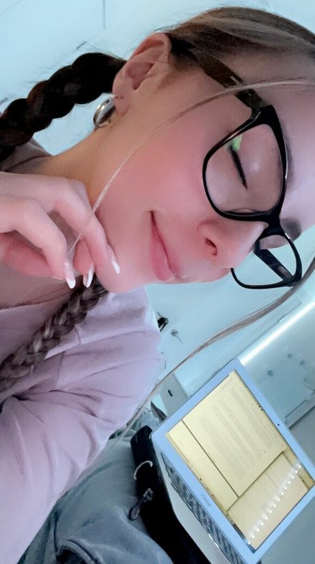ebenholz-teen-onlyfans perfekte nette foto