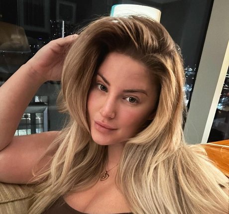 asiatische dp-onlyfans porno hd foto