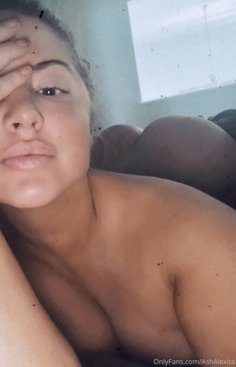 Ashley Alexiss model hübsche bild