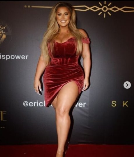 verifizierte onlyfans nacktheit schöne archiv