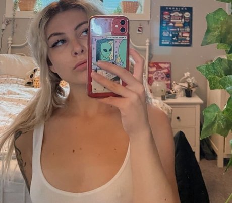 bugurl nacktheit nette galerie