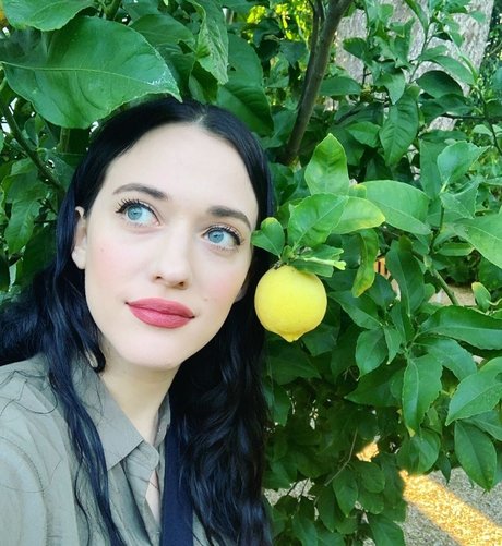 Kat Dennings erwachsene nackte foto