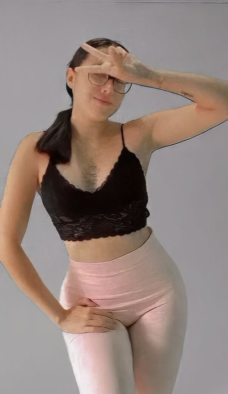 Dani Arce sexy nackten bild