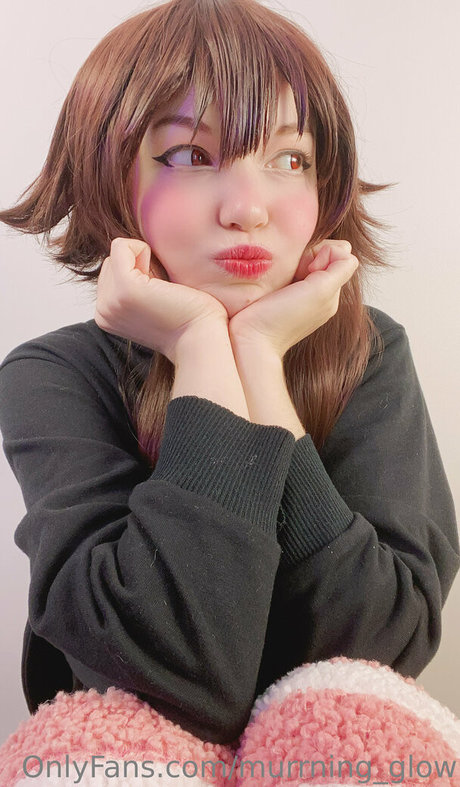 Murrning Glow nackt exklusive galerie