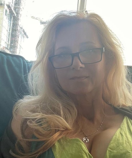 Corrinne Wicks exklusive pornografische bild