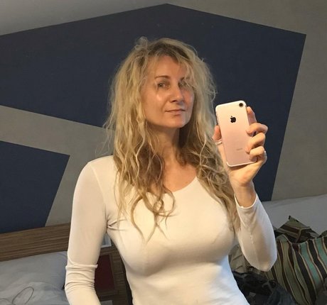 Corrinne Wicks erwachsene sex galerien