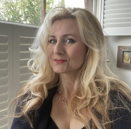 Corrinne Wicks perfekte galerie