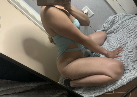 Jiselle Campos sexy top archiv