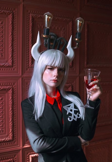 Likeassassin nackt top bild