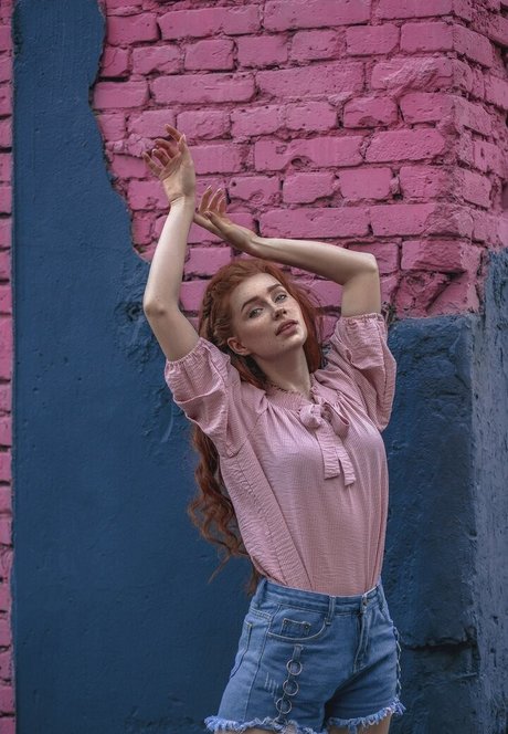 Likeassassin erotische sexy bild