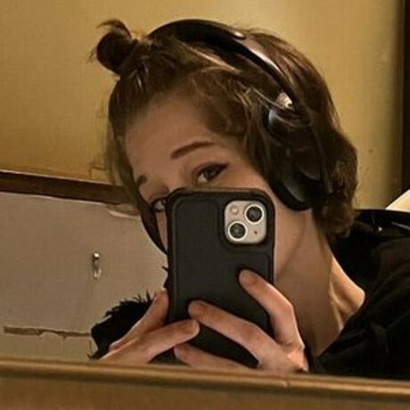 Comfy fans hübsche exklusive fotos